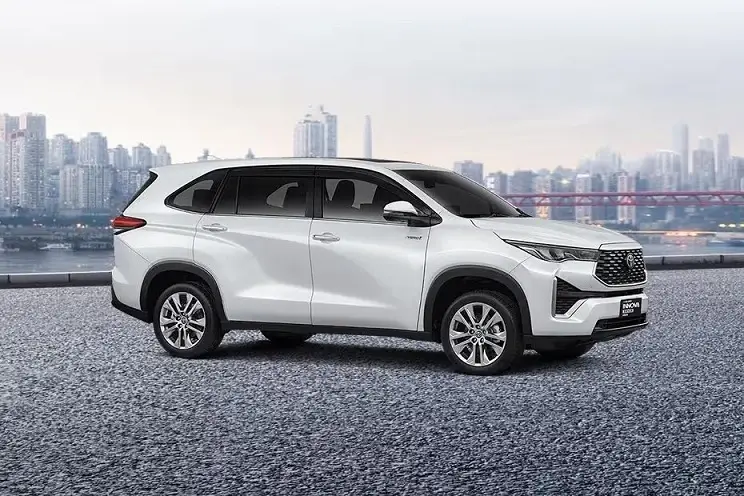 rental mobil batam innova zenix